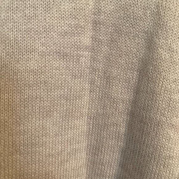 Lucky Brand V- Neck Ivory Sweater - NWT - Picture 9 of 9
